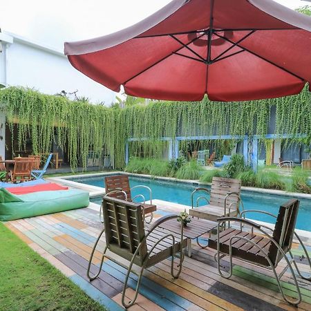Base Guest House Canggu Kültér fotó