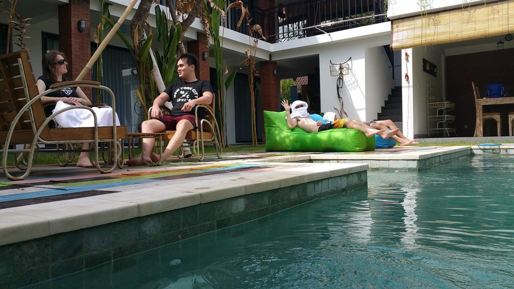 Base Guest House Canggu Kültér fotó