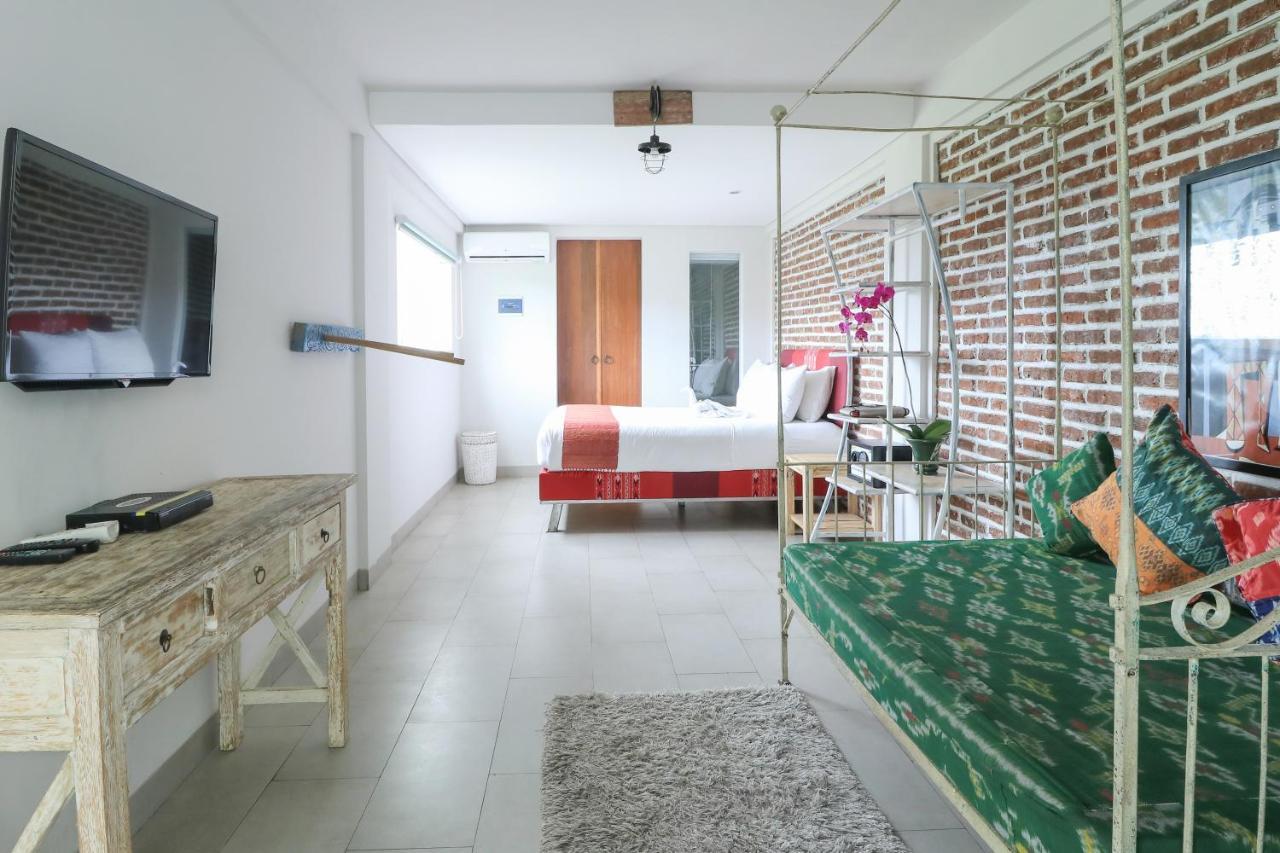 Base Guest House Canggu Kültér fotó